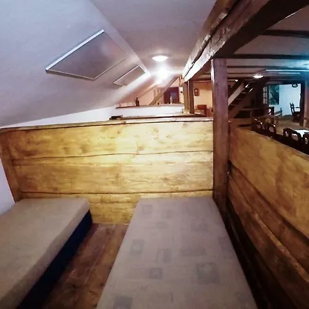 Chalupa Hyršov Nyaraló Hyršov